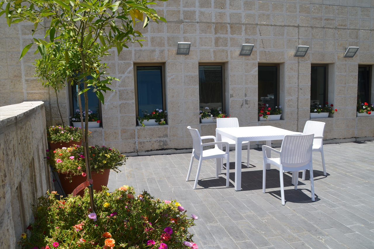 האב- המרחב העסקי לאשה החרדית